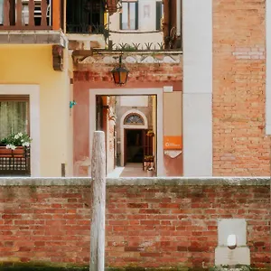 Casa Accademia Venecia